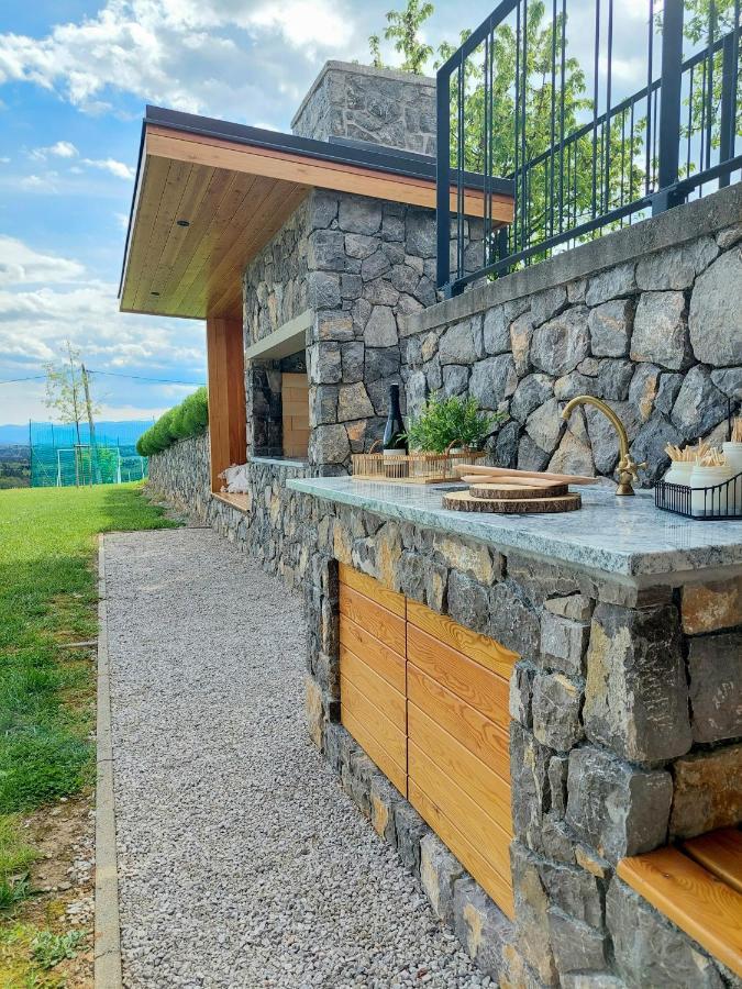 Vineyard Cottage Lan Na Hribu Semic Buitenkant foto